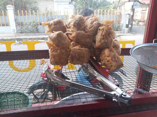 Tahu Kaget Pedas Dan Roti Bakar 1