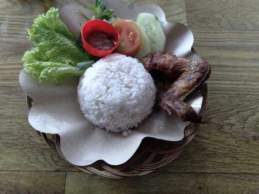 Ayam Bakar Bu Weni 1