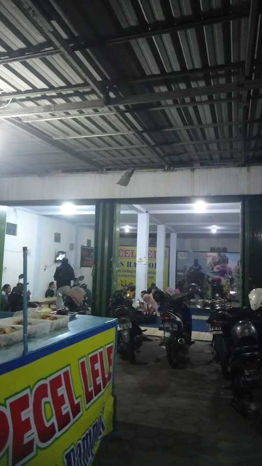 Pecel Lele Mas Rampok 7