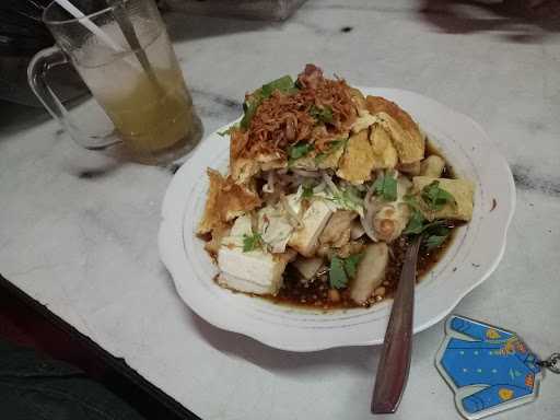 Tahu Kupat Stasiun Blabak 5