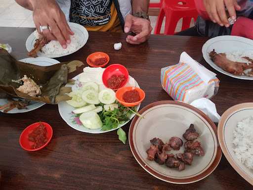 Warung Makan Ayam Pak Yadi 7