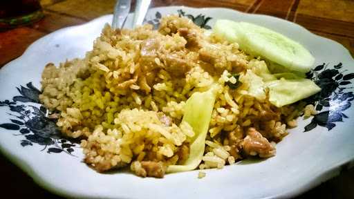 Warung Nasgor Mbak Sop 6