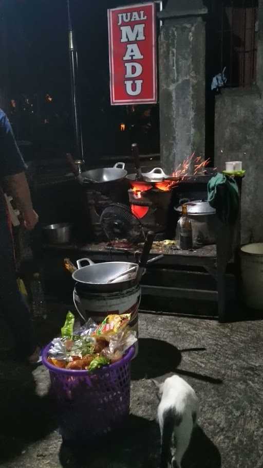 Warung Nasgor Mbak Sop 1