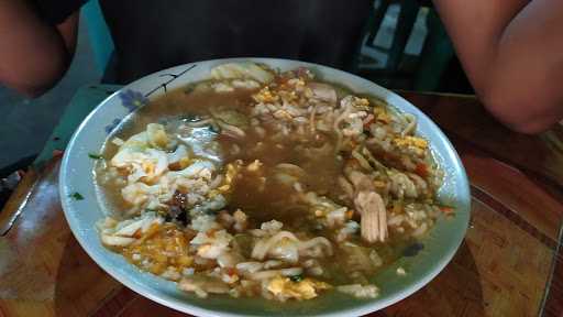 Warung Nasgor Mbak Sop 3