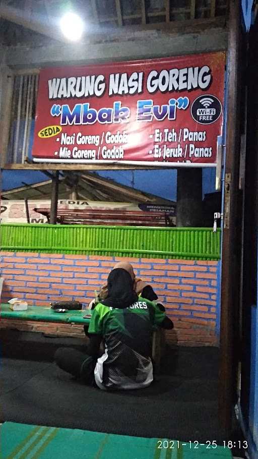 Warung Nasi Goreng Mbak Evi 10