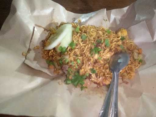 Warung Nasi Goreng Tikungan 5