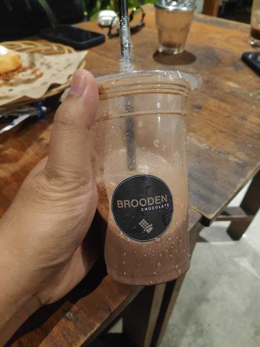 Brooden Chocolate 3