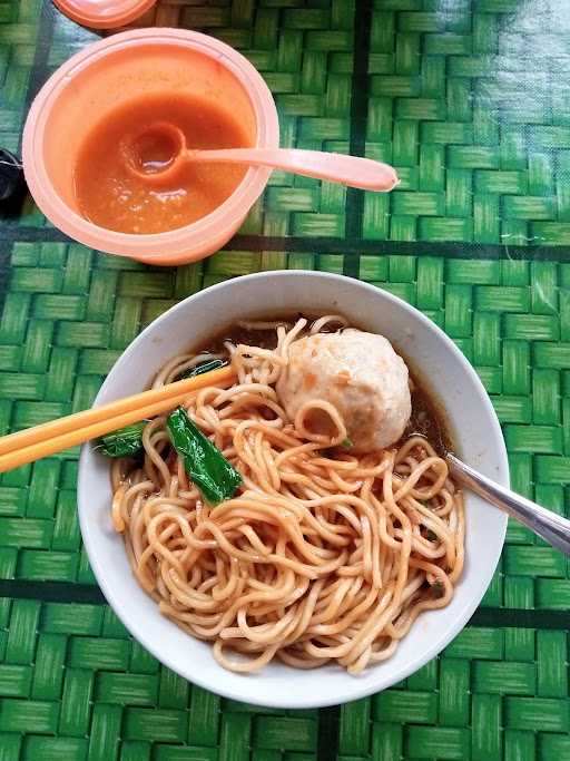 Bakso Mercon & Mie Ayam Mas Dwi 7