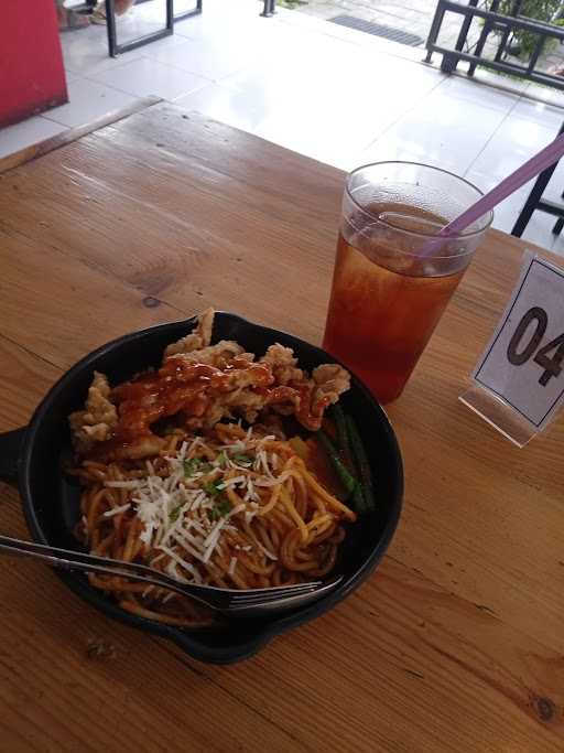 Choky Spaghetti & Milk Tea 9