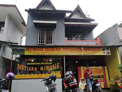 Rumah Makan Mutiara Minang 5