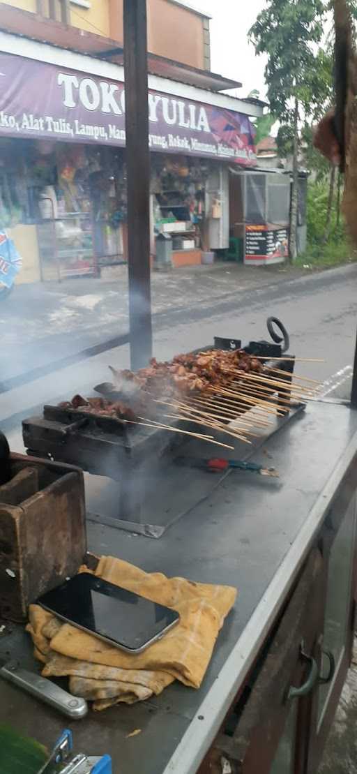 Sate Ayam Mas Yuli 4