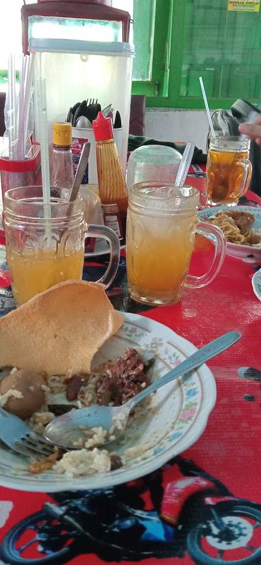 Warung Makan Gudeg Bu Santi 4