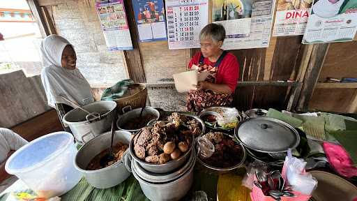 Warung Nasi Mbok Gamping 6