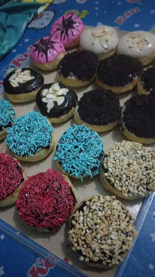 Azram Donuts 4