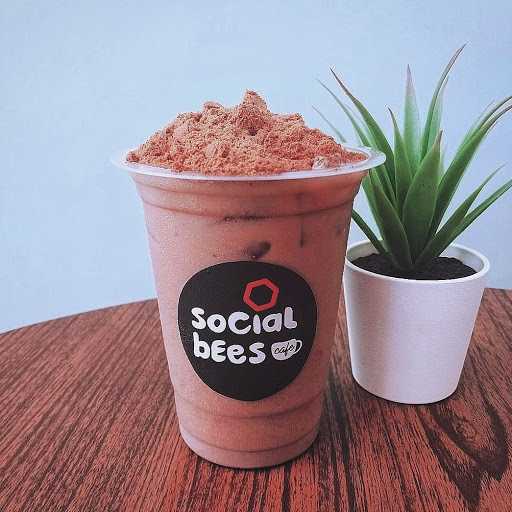 Social Bees Cafe 1