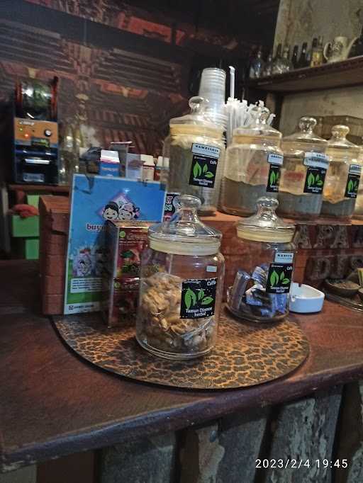 Taman Jamu Herbal 1