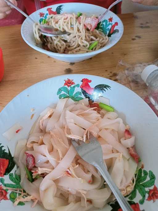 Bakmie Belawan Grand Wisata 6