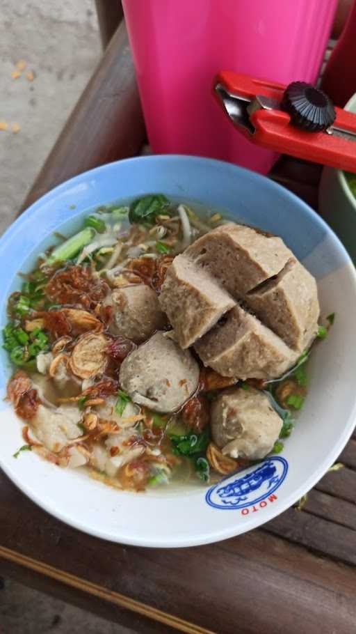 Bakso & Mie Ayam Priangan 9