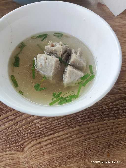 Bakso & Mie Ayam Priangan 6