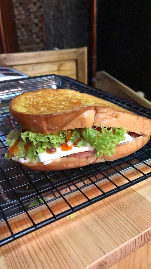 Eat Toast Mustika Jaya 4