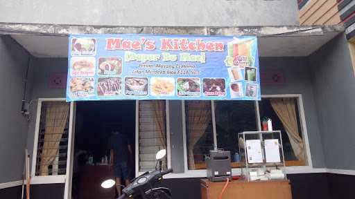 Mae'S Kitchen 2