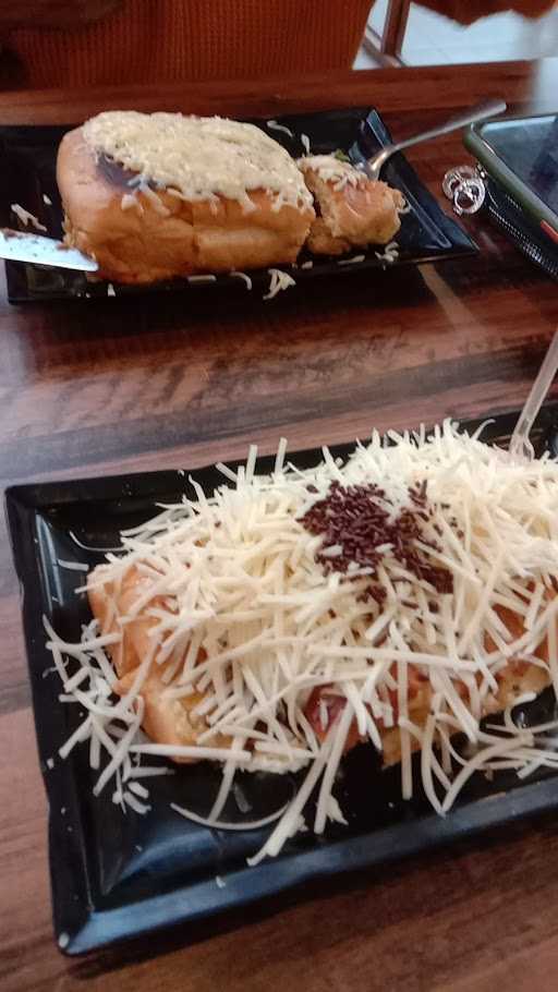 Roti Bakar 88 Vida Bekasi 5