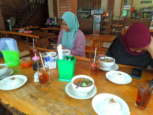 Warung Soto Pojok Pelem 1