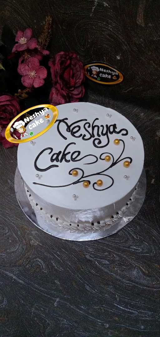 Neshya Cake 5