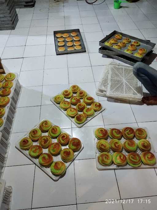 Vin'S Bakery (Produksi Roti Manis Kemasan) 2