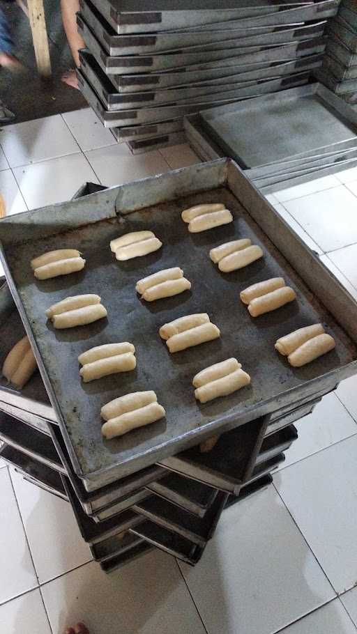 Vin'S Bakery (Produksi Roti Manis Kemasan) 4