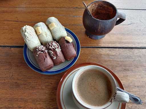 Kue Balok Cihapit Mang Udju 6