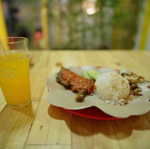 Ayam Gepuk Pak Gembus Cabang Siteba 2