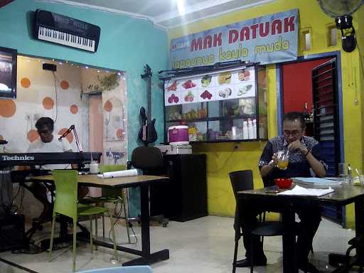 Lapau Mak Datuak 9