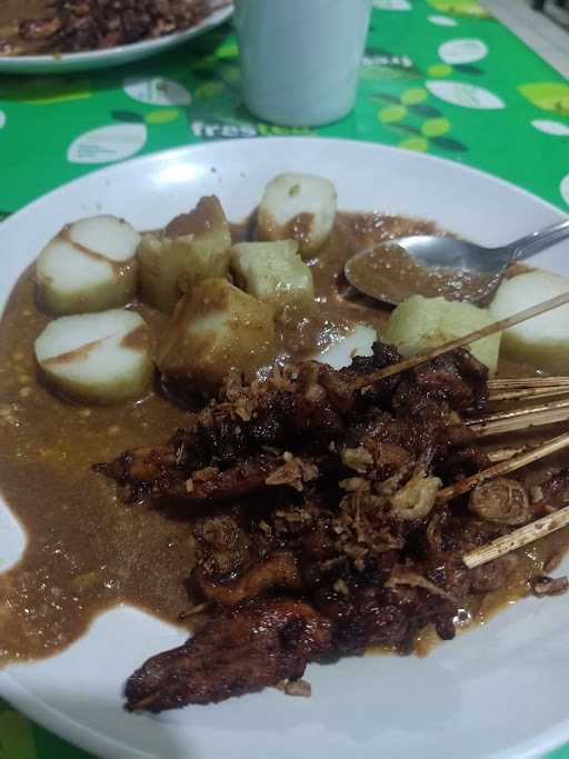 Warung Makan Sate Madura 2