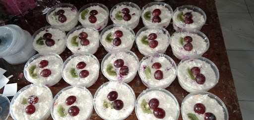 Kareem Healthy Salad Buah Dan Seblak 2