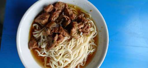 Mie Ayam Dan Bakso Gapura 3