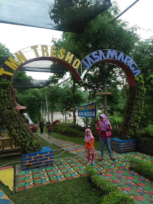 Taman Tresno Jasa Marga 8