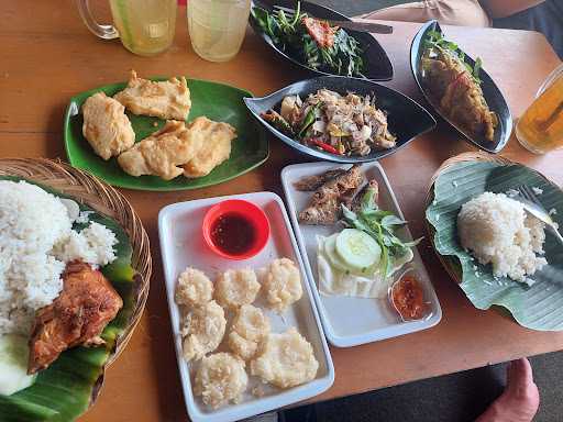 Warung Makan Iwak Progo 1