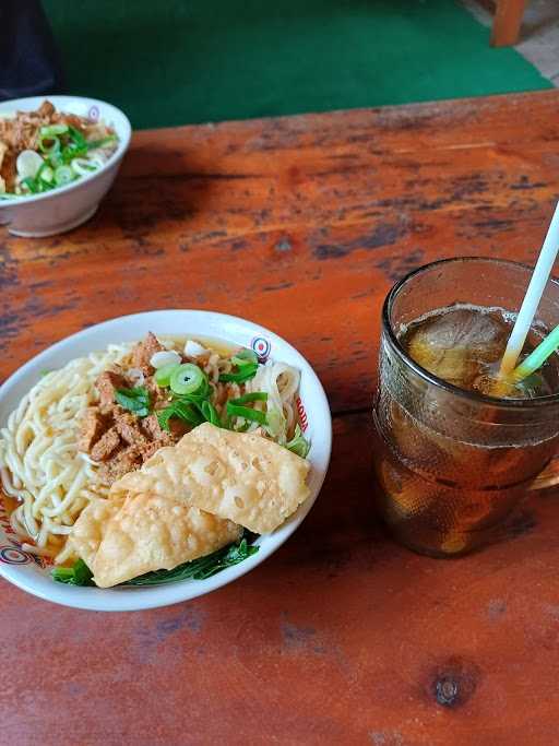 Warung Mie Ayam & Bakso Pak Sronto 7