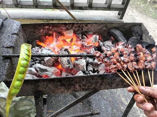 Rumah Makan Simpang Jolok 2