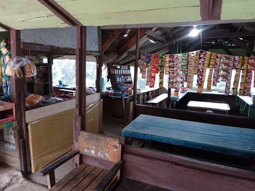 Warung Tanjakan Hu'Ut 10