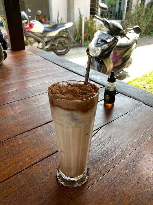 Ireng Kopi 4