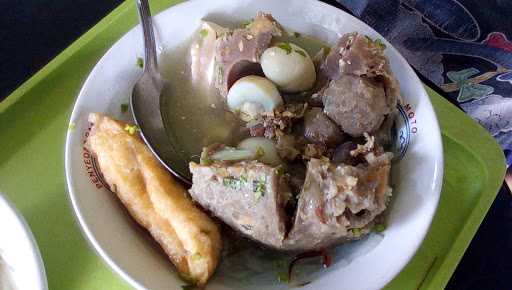 Bakso Bmc (Bakso & Mie Ayam Cahaya) 9