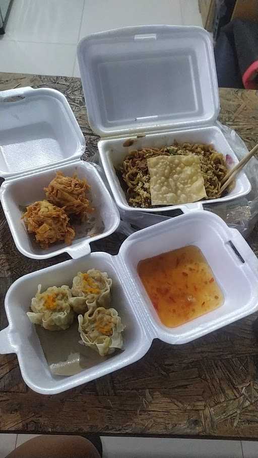 Po-On Mie Pedes & Dimsum 1