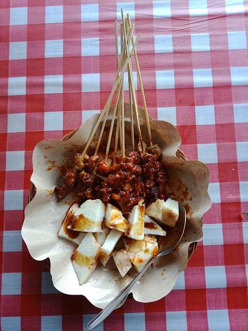 Sate Babi Saderane 3