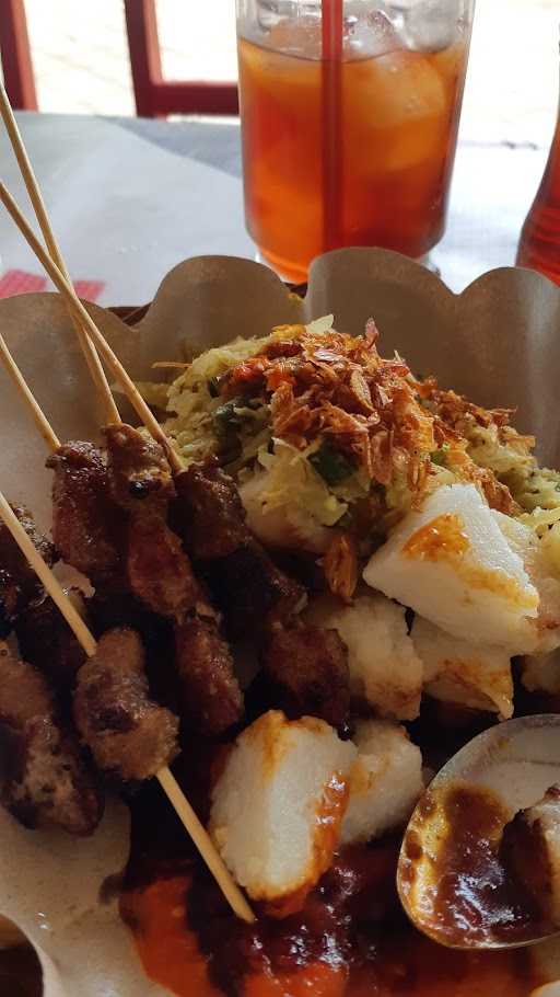 Sate Lapangan Dauhwaru 6