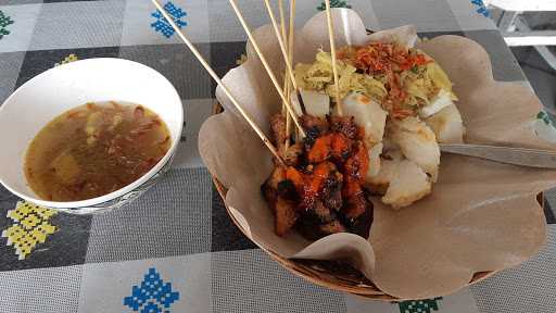 Sate Lapangan Dauhwaru 4