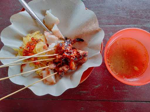 Sate Lapangan Dauhwaru 8