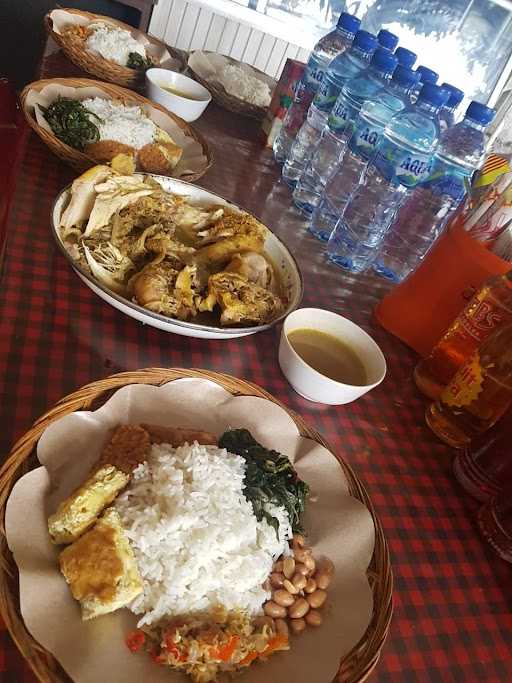 Warung Makan Ayam Betutu Krisna 4