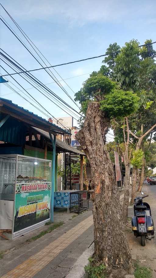 Warung Makan Padang Numani 3